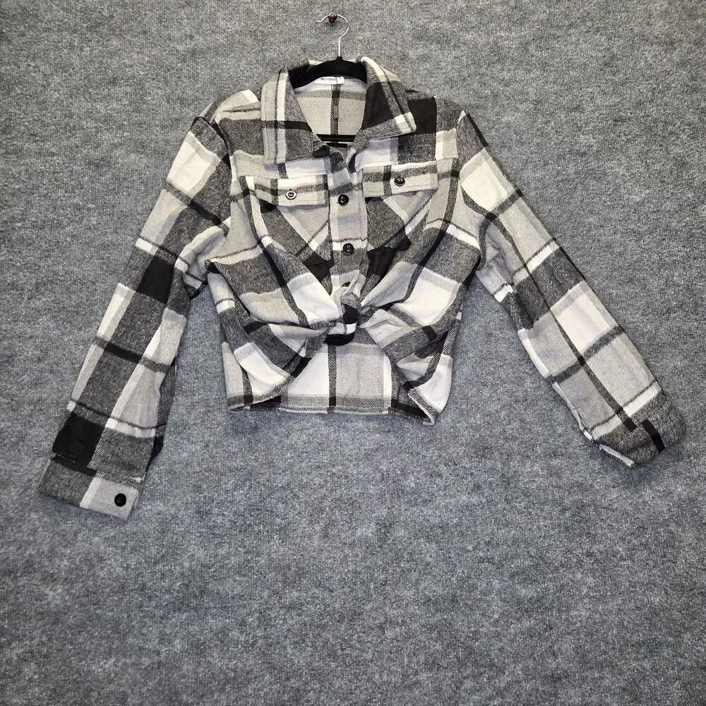 Zeagoo Jacket Womens Large Black Gray Plaid Flannel Cropped Shacket Button